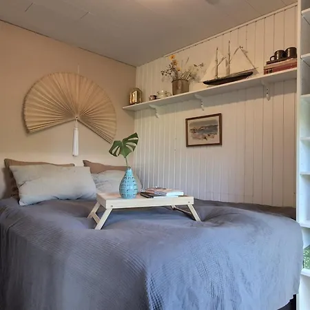 Yvette - 350m From The Sea By Interhome