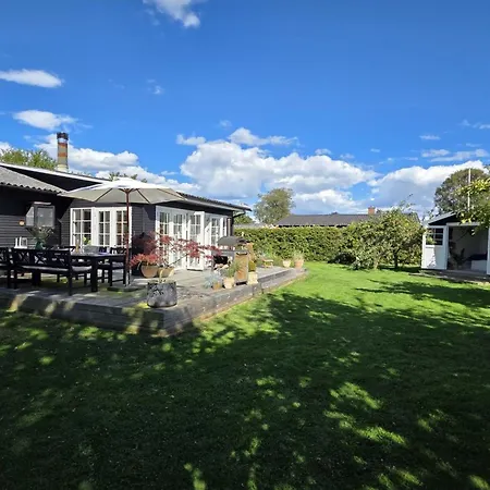 Yvette - 350m From The Sea By Interhome *